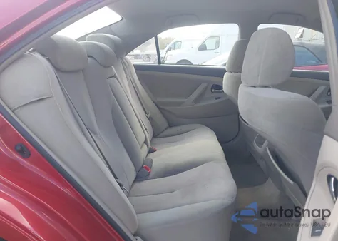 2010 Toyota Camry Le z USA, uszkodzony, nr VIN 4T1BF3EK6AU067775